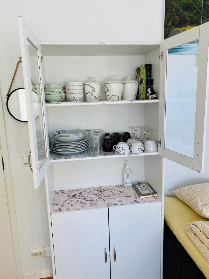 Two Bedrooms,Dining Area And Bathroom With Private Entrance 콧카 외부 사진